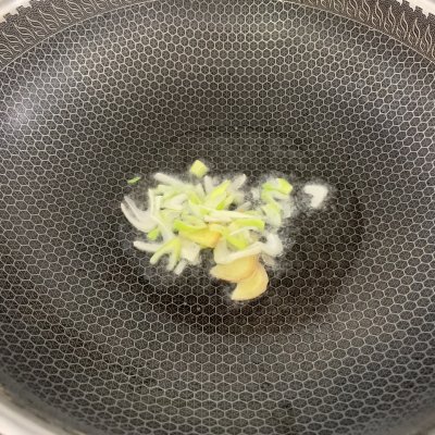 炒菜花的正确做法（家常菜炒菜花的做法步骤）