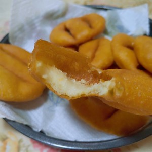 炸油饼的做法（教你做好吃又简单的炸油饼）