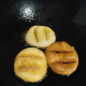 炸油饼的做法（教你做好吃又简单的炸油饼）