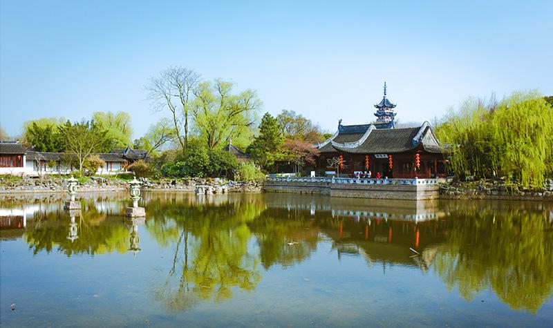 当地游首页>上海>景区/场馆> 大观园之情大观园远离市区,而且建造得