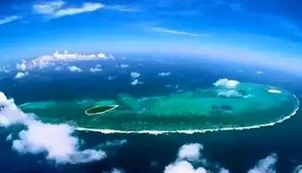 康泰滩第23个:曾母暗沙曾母暗沙由曾母礁丘,八仙暗沙和立地暗沙组成的