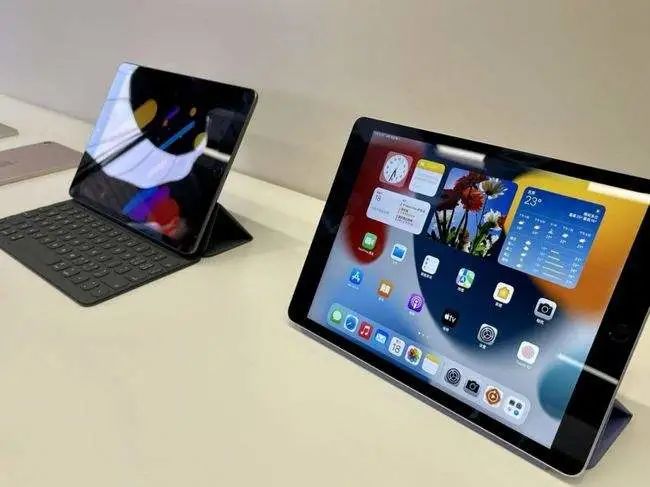 苹果再次进攻iPad OLED显示屏，京东方、三星显示拟更改产线应对