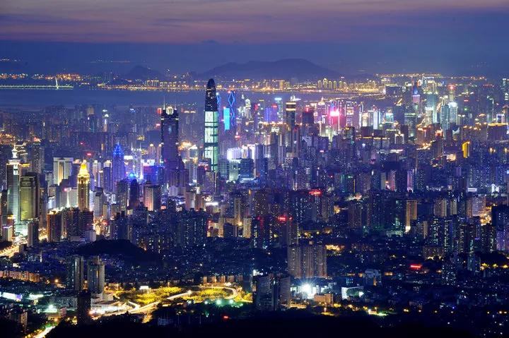 北上广深是中国的一线城市，城建对比如何？