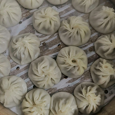 小笼汤包做法（11步让你做出餐厅级别的小笼汤包）