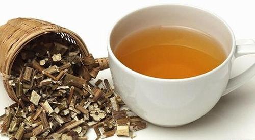 紫苏梗泡水喝的功效与作用(女孩坚持用紫苏泡水喝,15天后身体发生惊喜