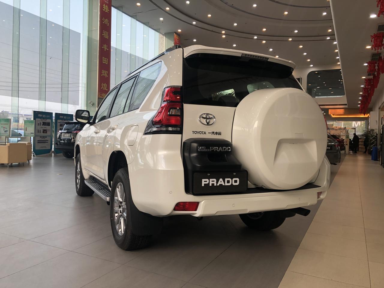 丰田霸道硬派越野车