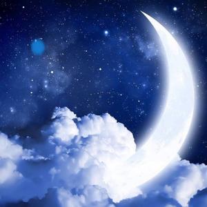 苍穹弯月梦头像