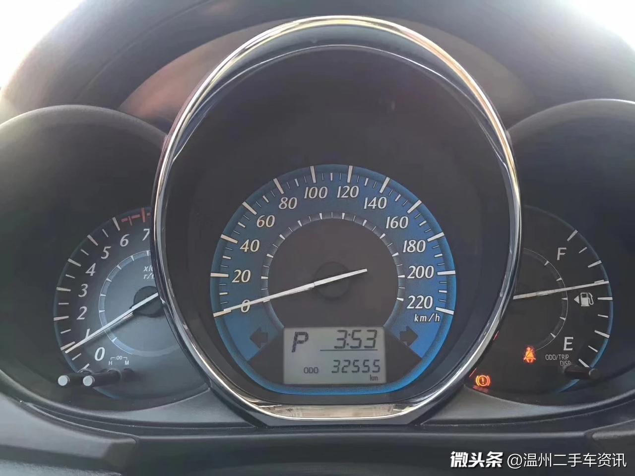 丰田致炫自动挡登记14年11月行驶3万多公里精品车况代步家用非常省油