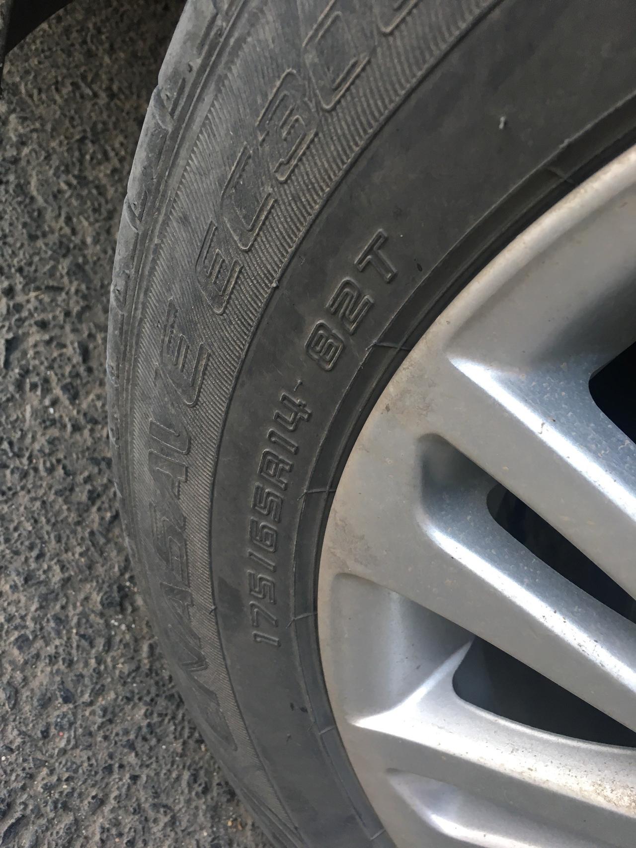 威驰的轮胎邓禄普的17565r14的这个是原车的轮胎