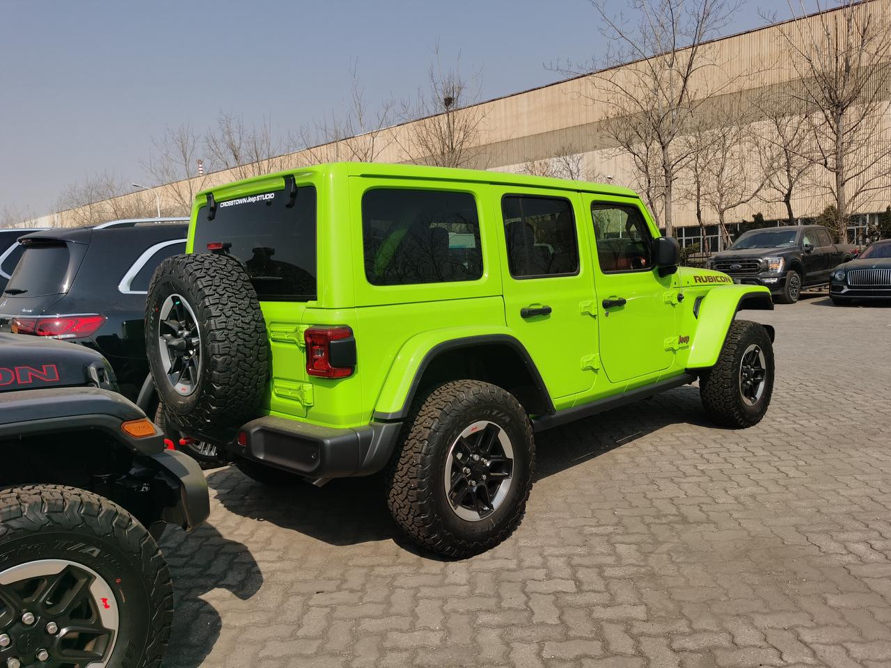 平行进口阿拉斯加绿_牧马人车友圈_迷彩吉普中心_懂车帝