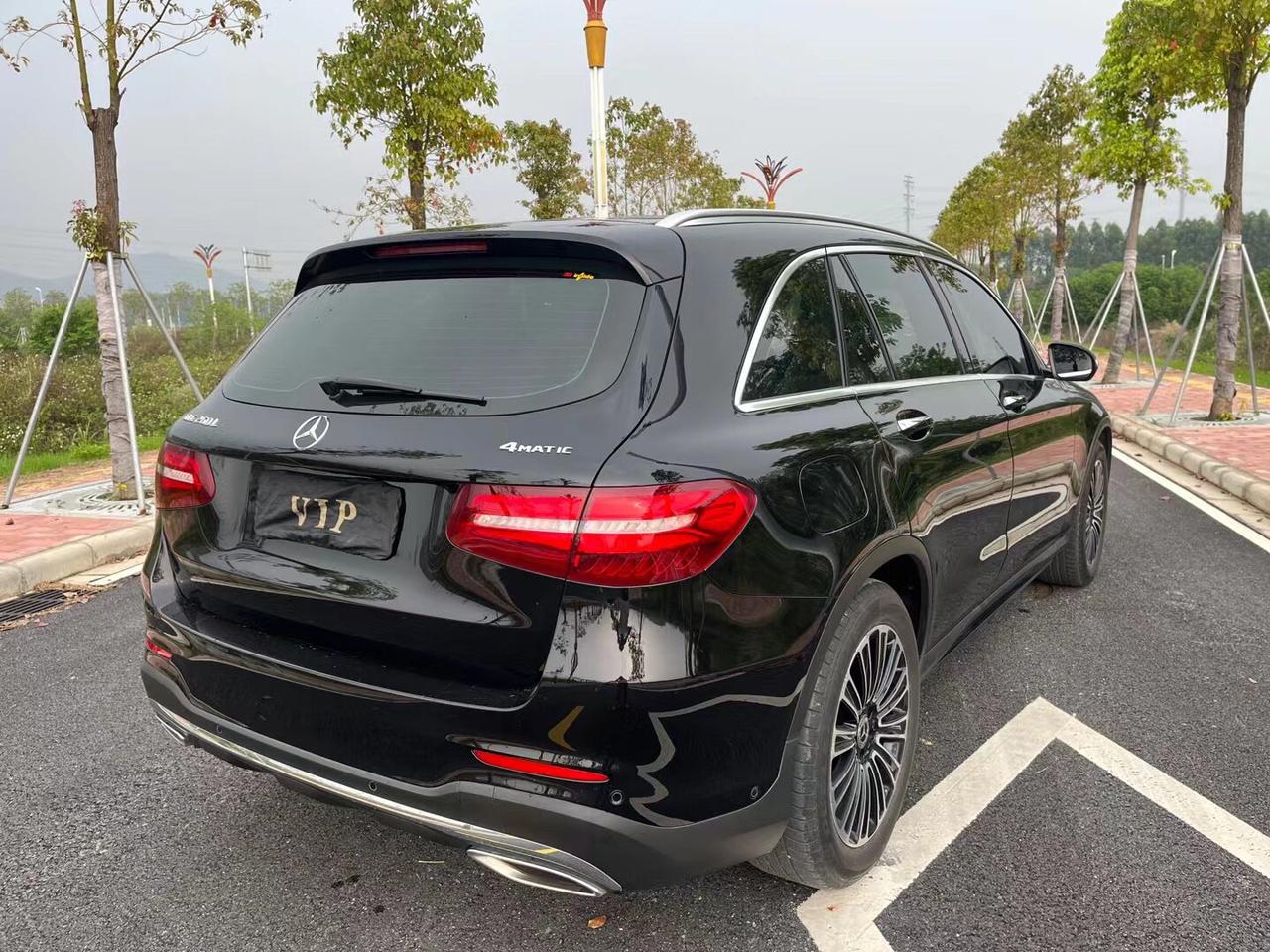 广东出奔驰glc260l动感型