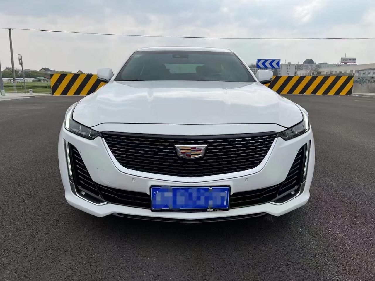 最新上架21年凯迪拉克ct5豪华版