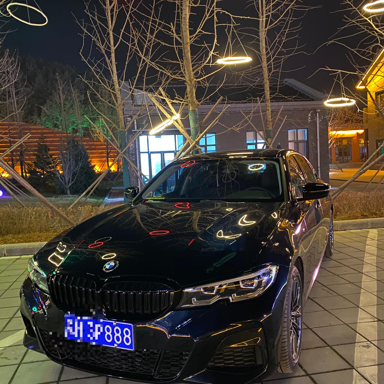 夜色下的耀夜黑武士_宝马3系车友圈_词不达意yypp_懂车帝