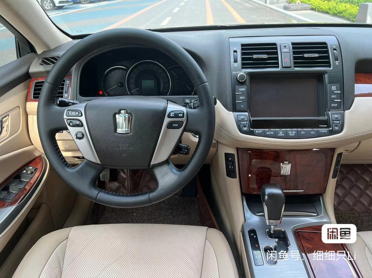 13代半皇冠__lsai602_懂车帝