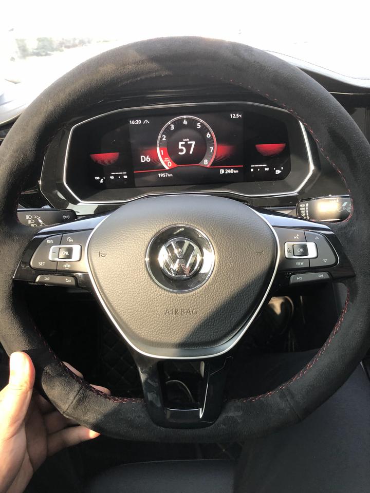 21款速腾方向盘不能自动回位,总差点需要手动扶正,你们的是吗