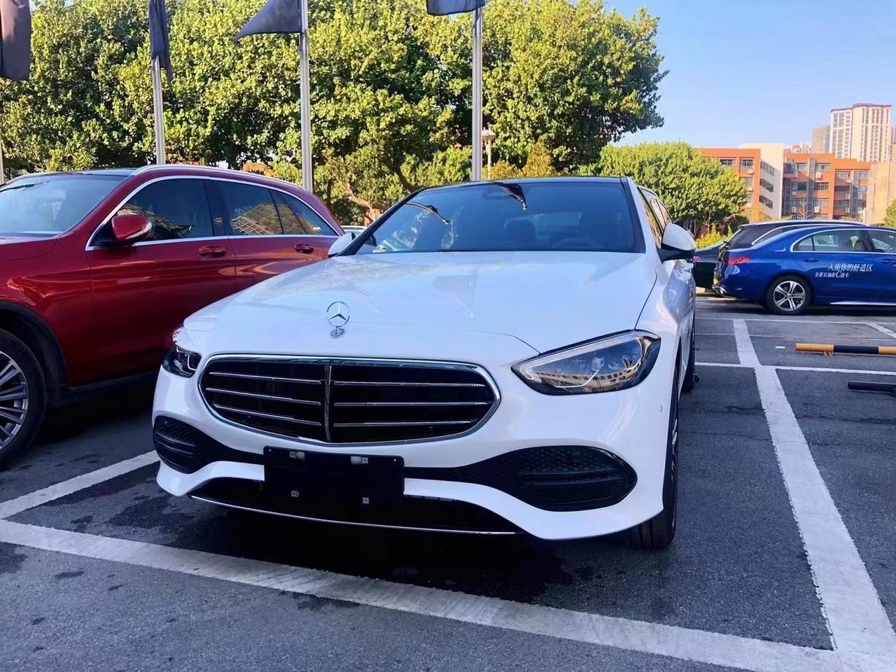 c260l 立标_奔驰c级车友圈_鸿粤星辉黄小倩_懂车帝