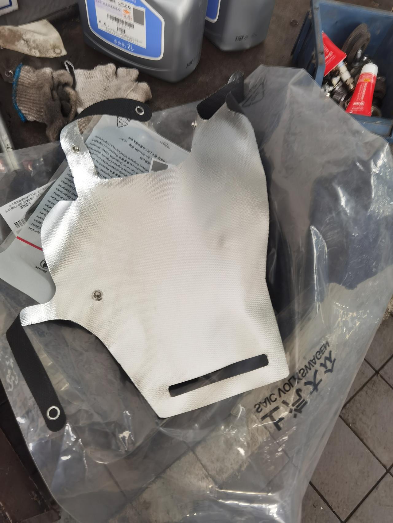 昨天下午做的颗粒捕捉器和发动机升级,今天下午就打电话来有个老