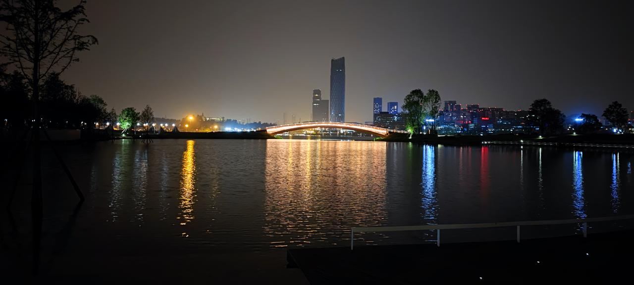 兴隆湖夜景图片