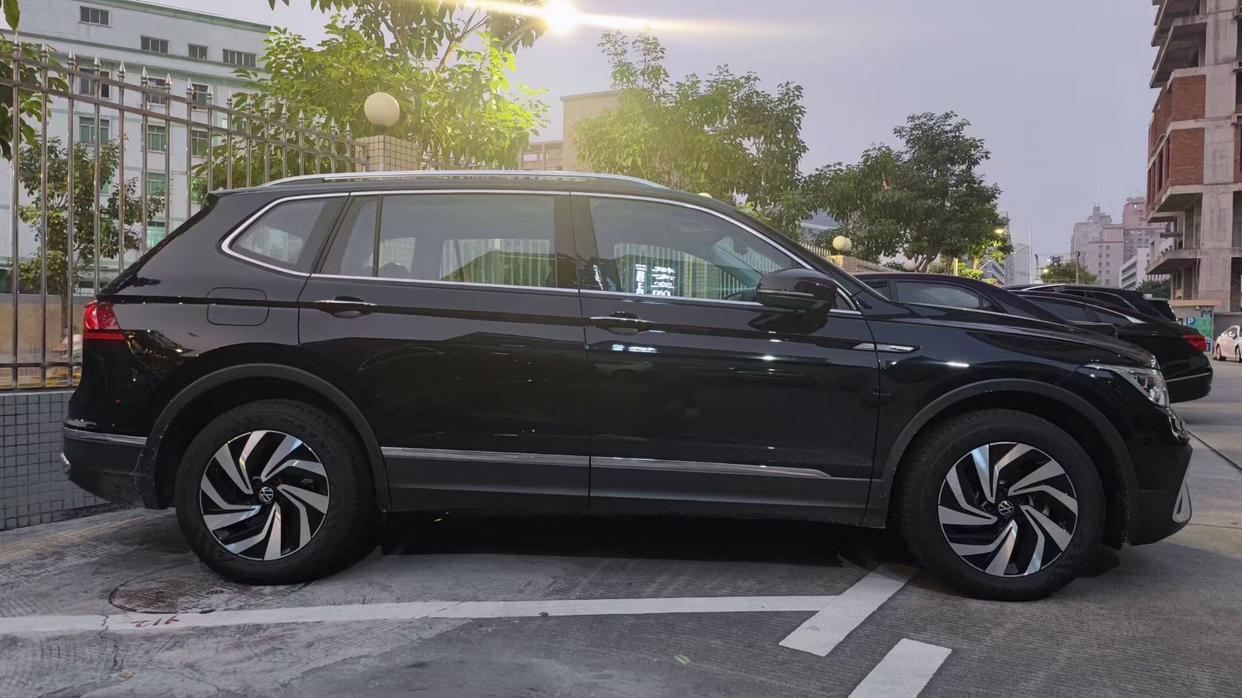 途观l2022款330两驱智享