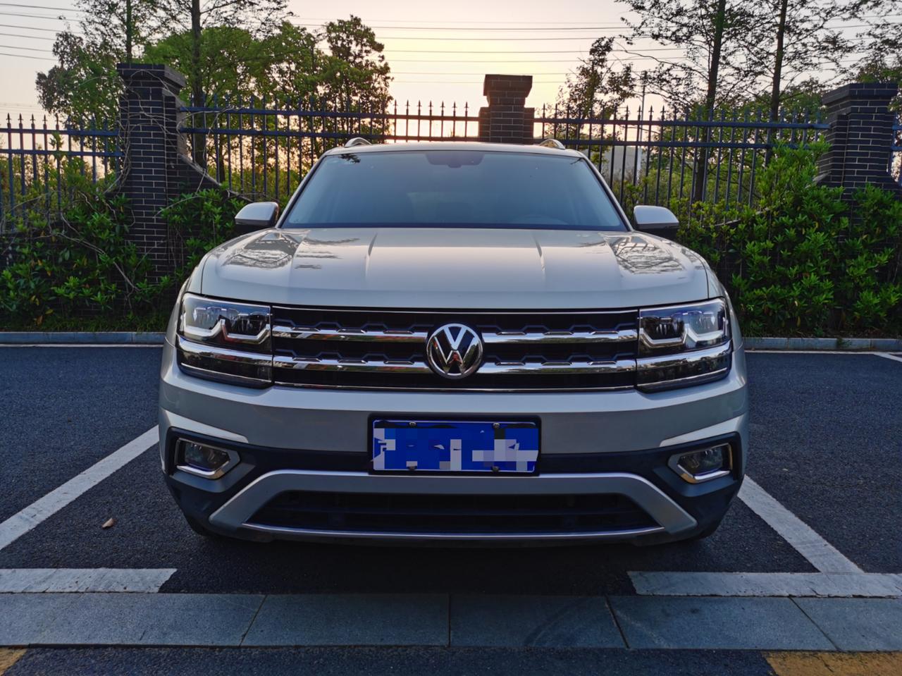 19款大众途昂380四驱豪华个人准新车