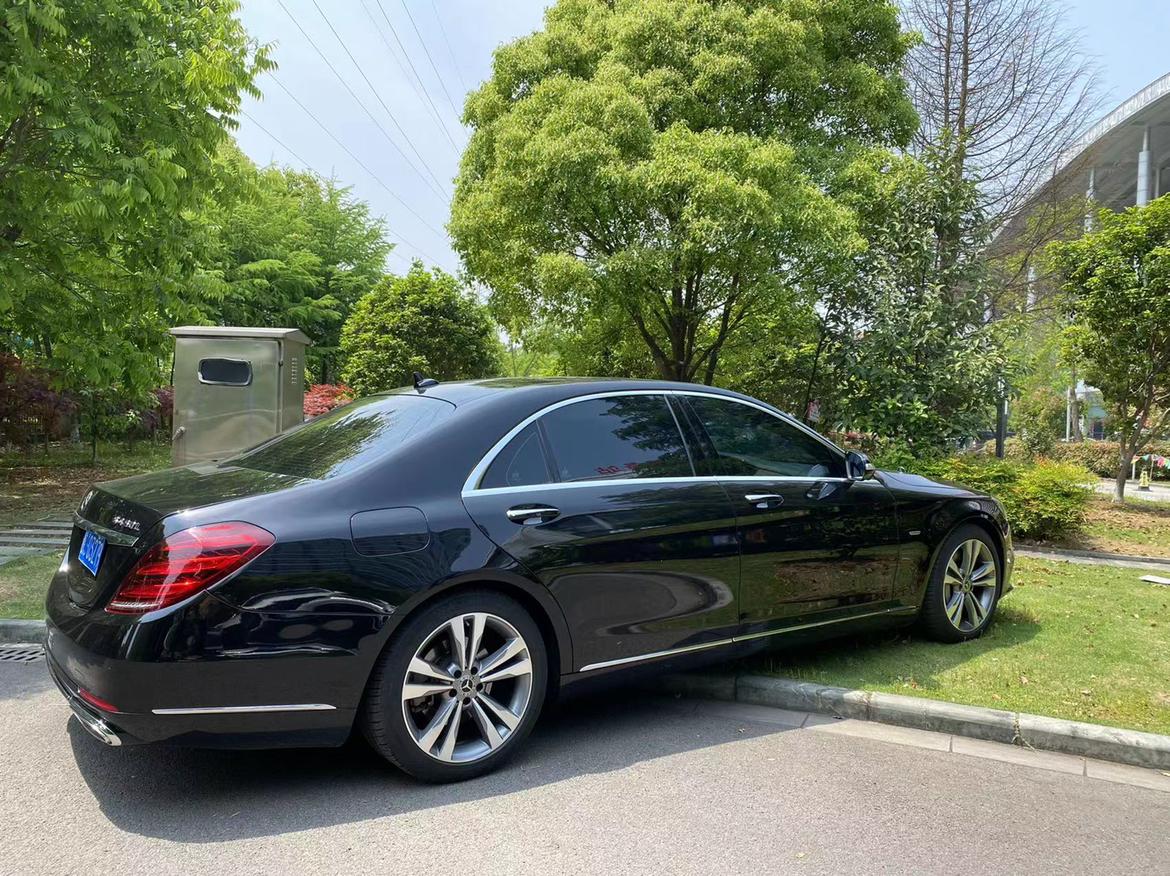 2020年奔驰s350l尊享版4万公里715万