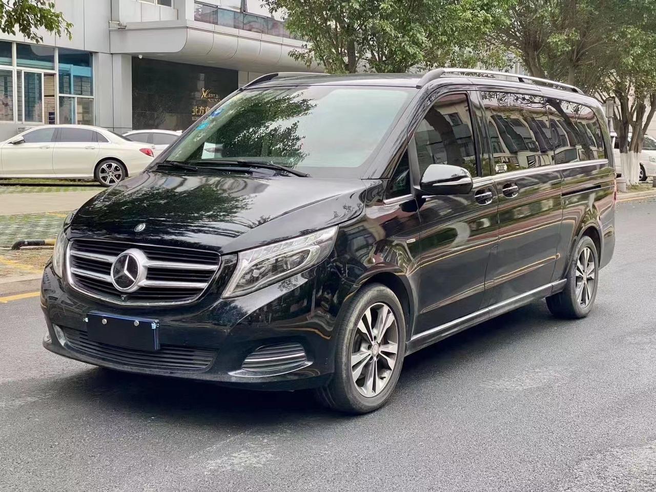 厦门奔驰v260l尊贵加长版