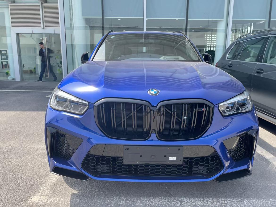 宝马x5m14389滨海湾蓝黑10