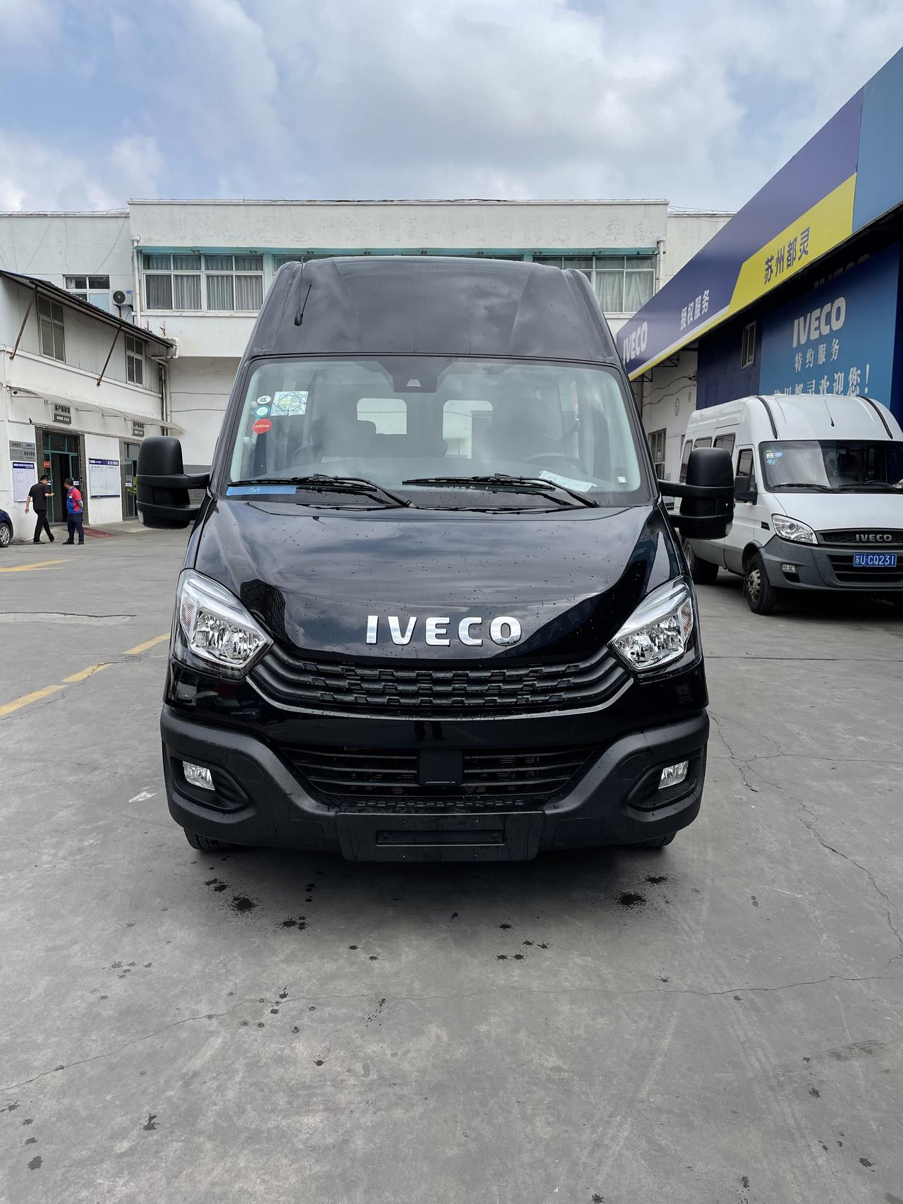 依维柯新欧胜黑骑士版本_依维柯欧胜车友圈_懂车帝