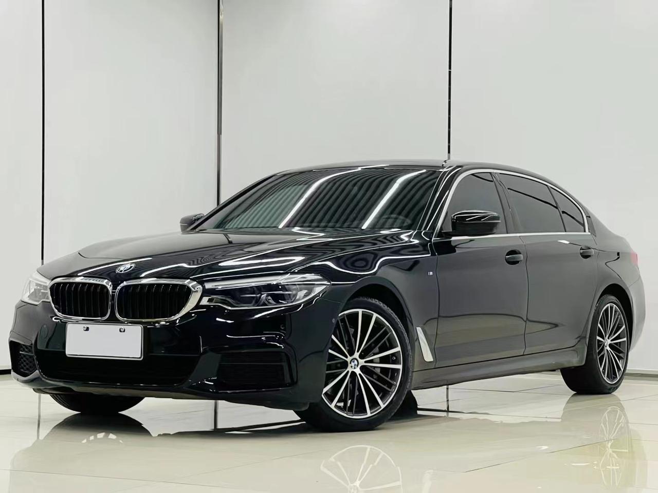 宝马530li 尊享型m运动套装宝石蓝色已贴好隐形车衣水晶