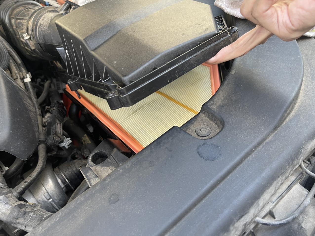xc60自己换空调滤芯空气滤芯