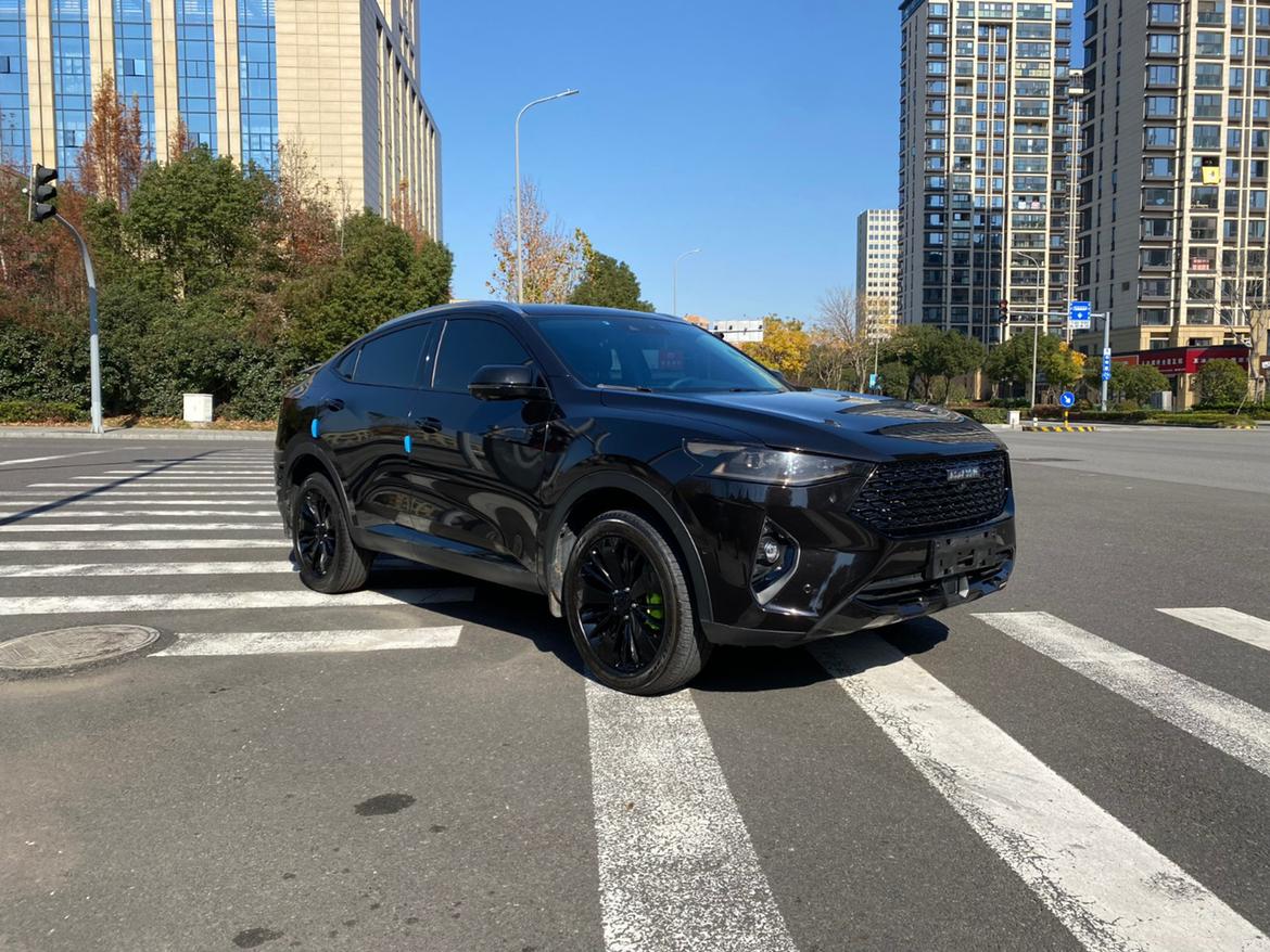 长城哈佛f7x黑武士车型:越野车车体颜色:黑色上牌时间