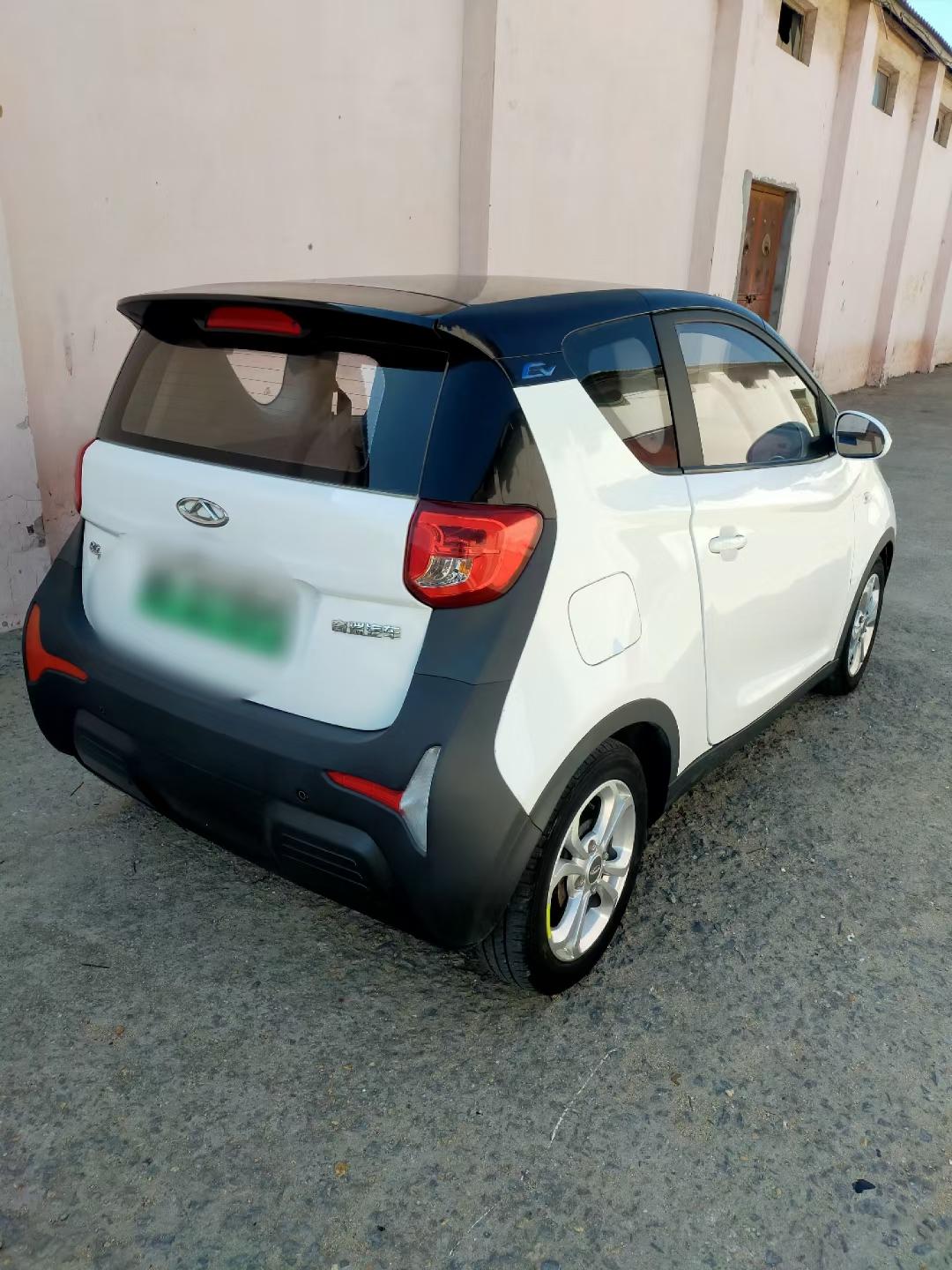 奇瑞小蚂蚁300续航251公里,两门四座__懂车帝