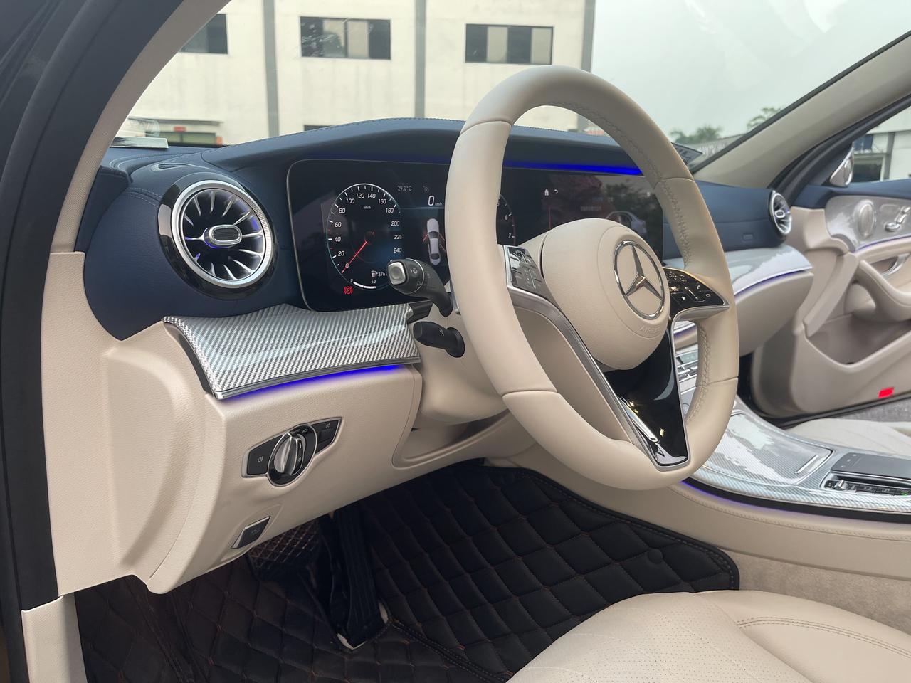 e300内饰小改大家说贵了吗