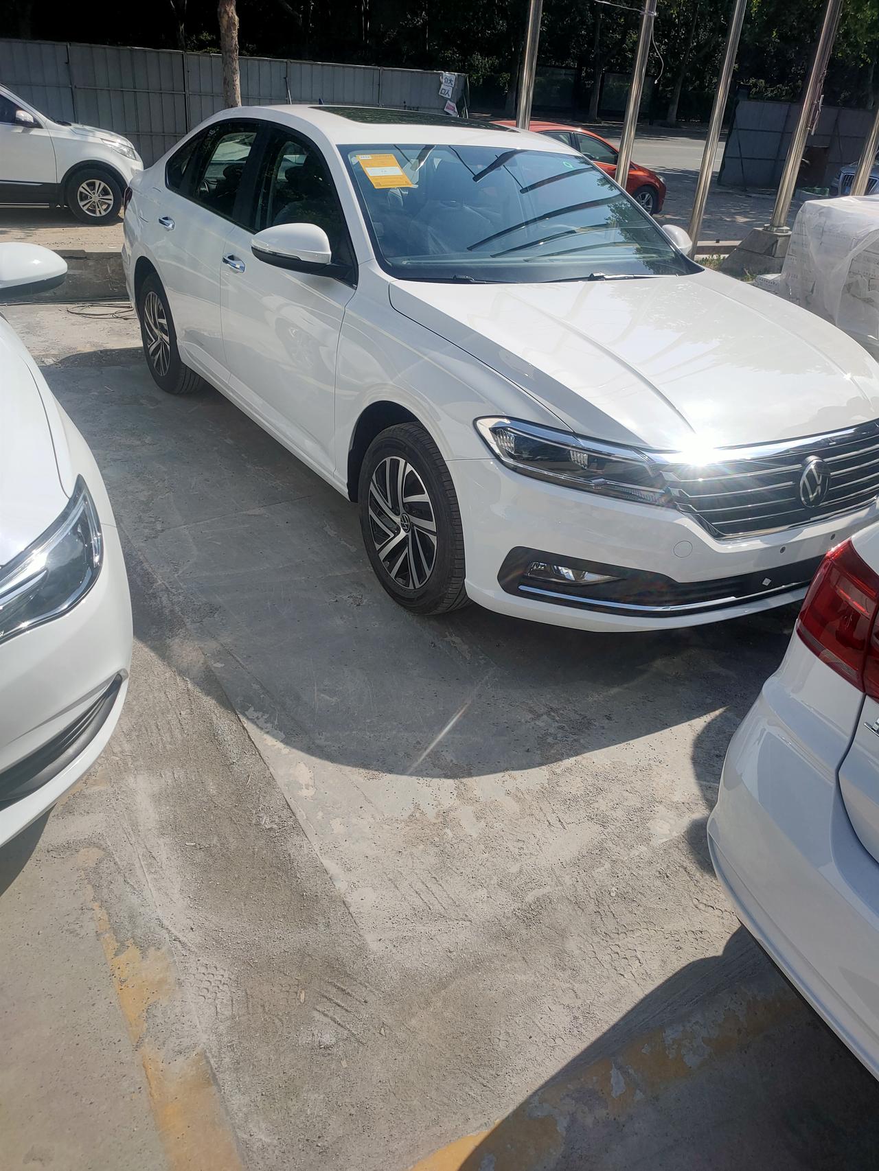 2022款大众朗逸plus15自舒提车