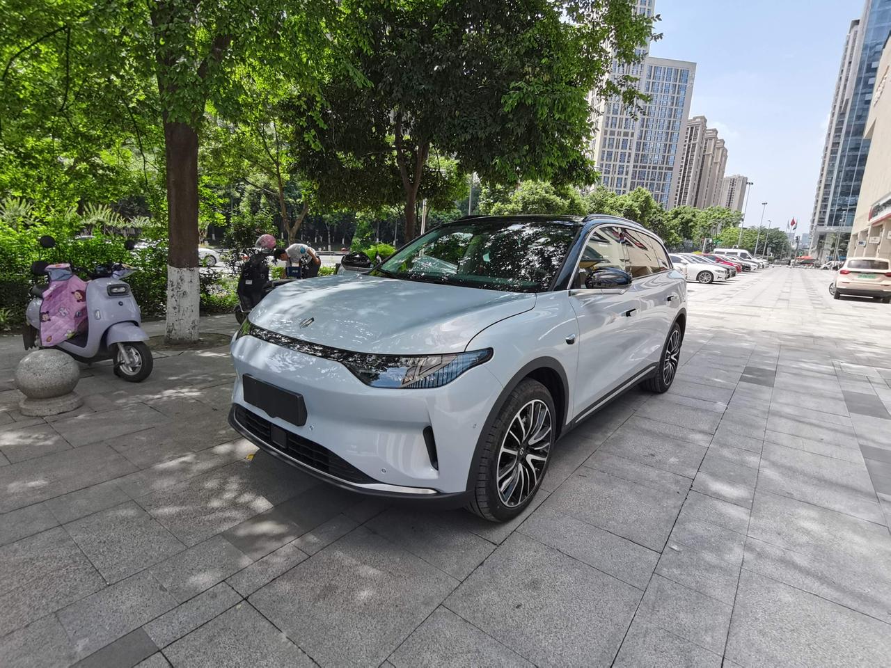 零跑c11星河银鉴赏图_零跑c11车友圈_懂车帝