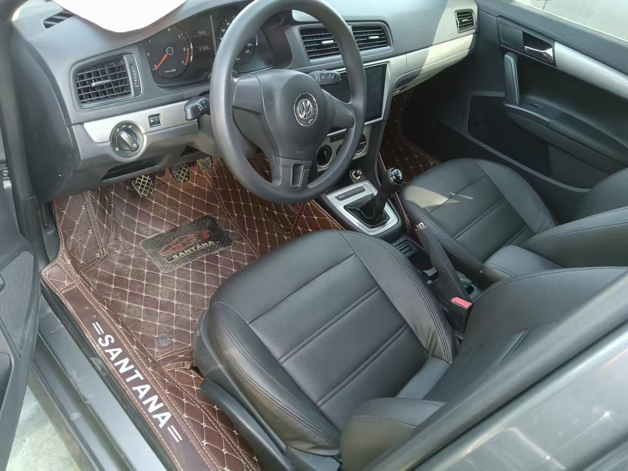 13年大众朗逸16排量手动挡车况好无事故手续齐全3xx