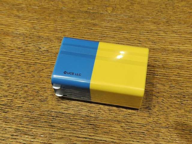 氘锋65W三口GaN充电器（小黄人版）超萌颜值，iPhone 13充电首选