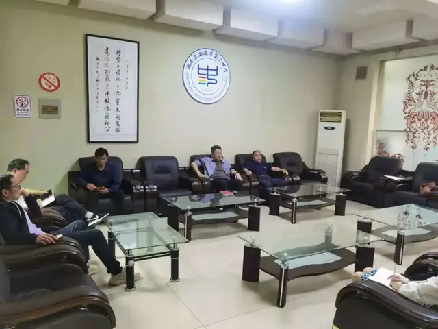 你奋力冲刺 “我”为你护航（一）|湘潭市三中组织考点全面大检查