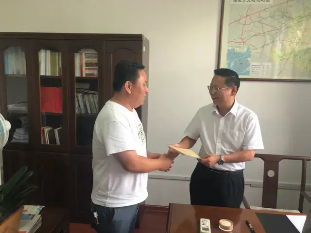 湘潭交发集团党委“七一”期间慰问困难党员