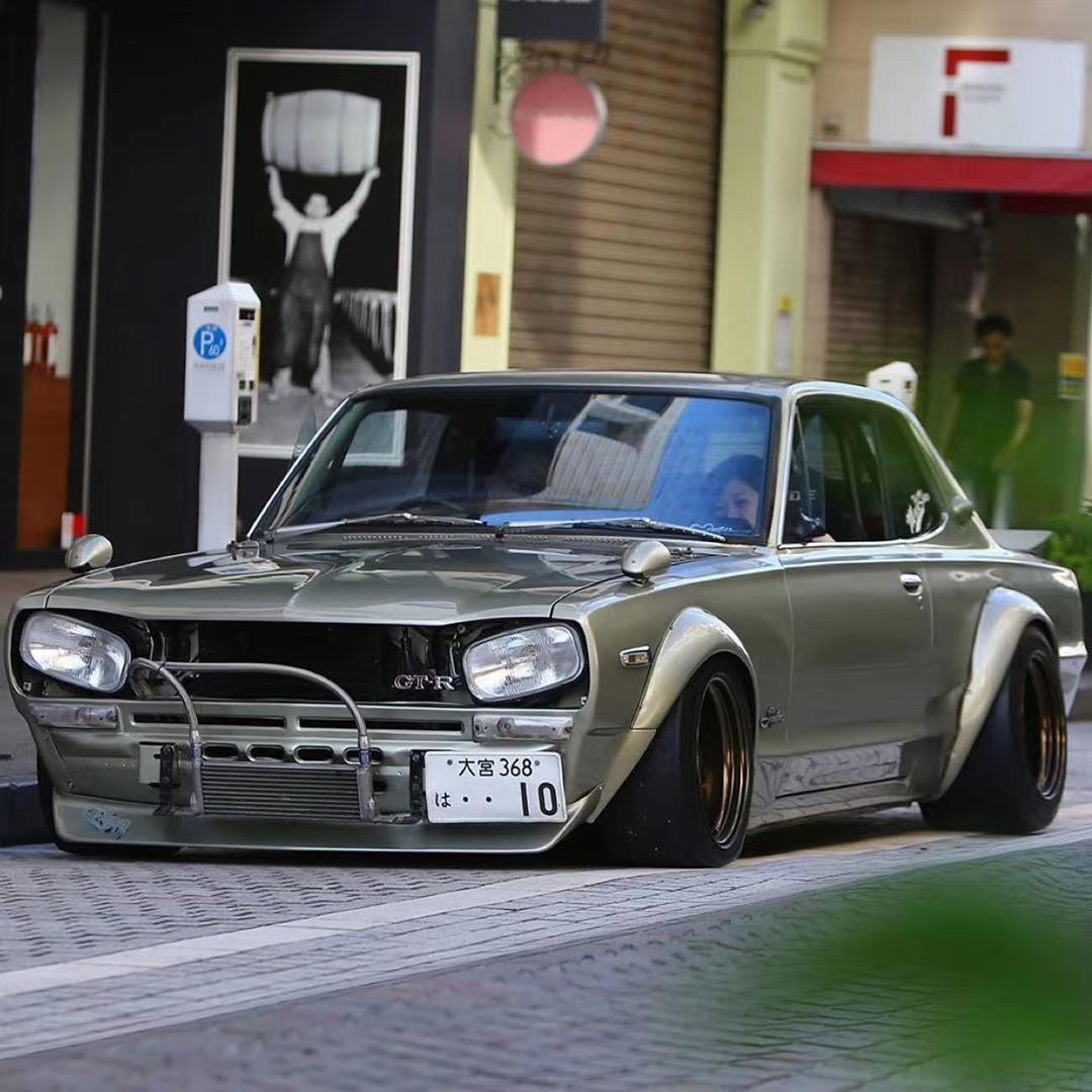 nissan skyline 2000 gt-r kpgc1