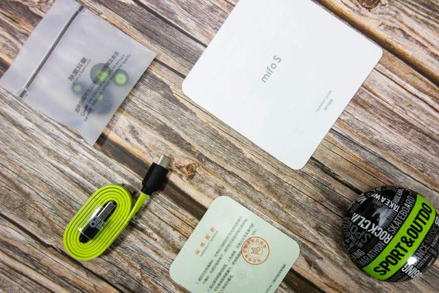 安静睡眠，极致小巧，魔浪mifo S降噪耳机体验