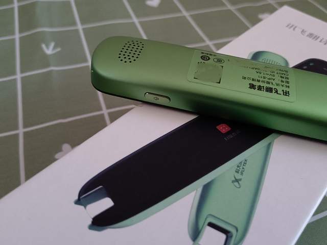 翻译笔是否真的交了“智商税”？试过讯飞翻译笔S11再来评论吧