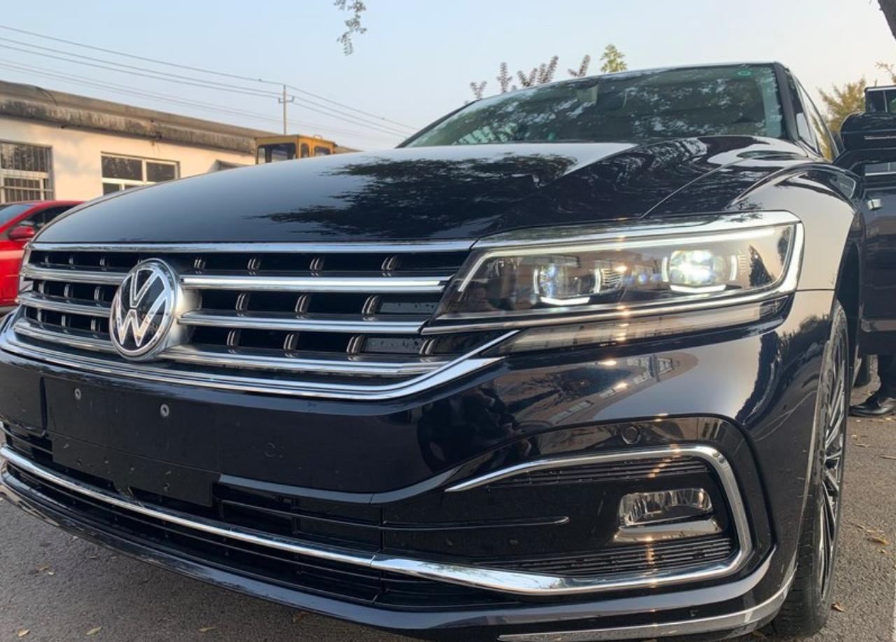 今天陪朋友去看了看2020款辉昂 这做工真比我那台洗浴王凯迪