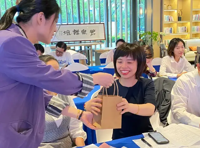 青春心向党 奋斗新征程丨湘潭市住建局举行青年学党史读书分享会