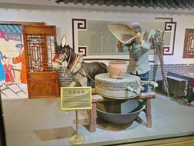 五一聚焦」聊城市民及忠实消费者到金水城参观考察（图8）