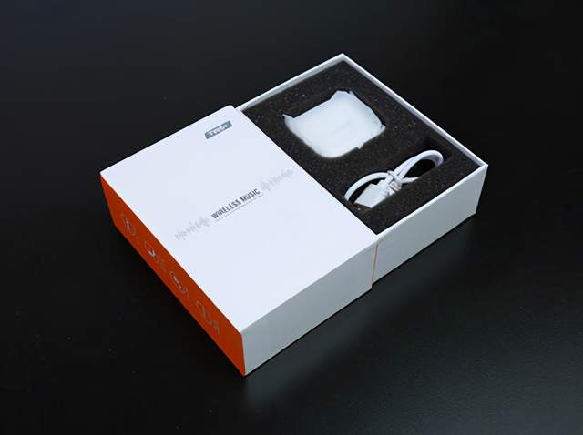 西圣Ava小巧精致的百元耳机开箱