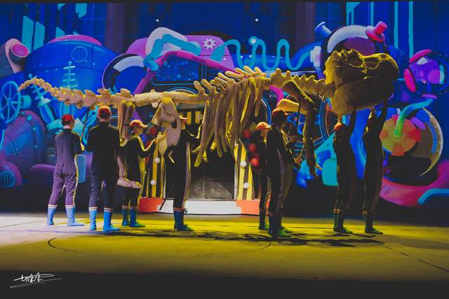 魔都遛娃宝藏地，上海宋城亲子游详细攻略，来一场侏罗纪穿越