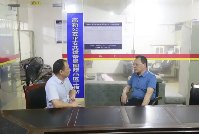 筑牢安全防火墙 李建华带队开展高温季节消防安全检查