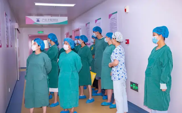 实地分娩演习，揭开产房神秘面纱