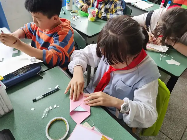 双流区西航港小学——祝母亲节快乐！（献给天下所有的母亲）
